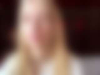 Live cam show with Elsa - Body Massage on TottyGirls