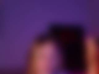 peachesbella's Live Sex Cam Show