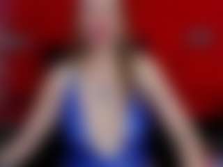 Live cam show with RochiCooper - Middle Aged on SmokeAndPoke