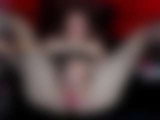 Live cam show with RochiCooper - Middle Aged on testsause.com