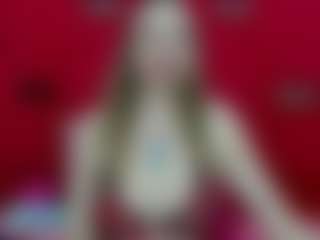 Live cam show with RochiCooper - Blonde Hair Middle Aged on Camsoda
