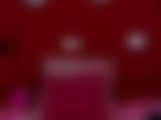 Live cam show with RochiCooper - BBW Mature on TeamSkeetLive