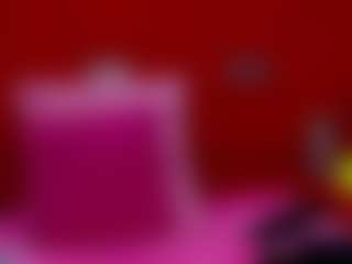 Live cam show with RochiCooper - Brown Eyes Mature on Camsoda