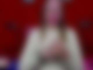 Live cam show with RochiCooper - Middle Aged on liverealitysex.com
