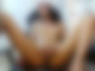 Live cam show with cheerry-tay - Twerk on StripNow