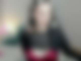 Live cam show with Jennifer-Broccoli - Cute on Mixed Magazine Live