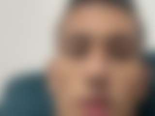 luc01sf's Live Sex Cam Show