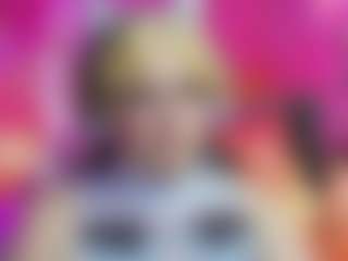 Live cam show with sakura-tay - Chubby on CamwithHer