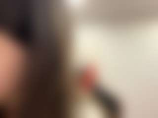 Live cam show with Sophie - Cute on Camsoda