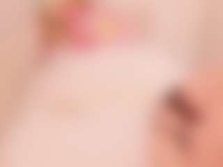 Live cam show with EllaNocturne - New Brown Eyes on Instabang