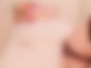 Live cam show with EllaNocturne - Vr on Camsoda