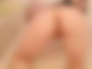 EllaNocturne's Live Sex Cam Show