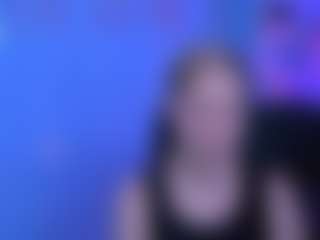 Live cam show with emma-dark - Strip on Dare Cams
