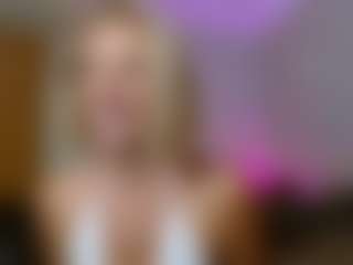 lolacey's Live Sex Cam Show