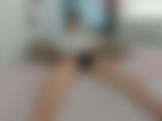 PorcelainGhost's Live Sex Cam Show