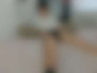 PorcelainGhost's Live Sex Cam Show