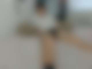 PorcelainGhost's Live Sex Cam Show