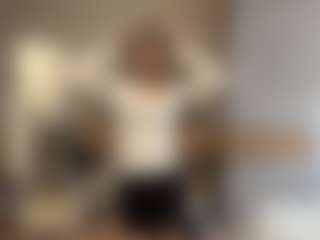 Live cam show with RamonitaMerle - Flash on boobsie.com