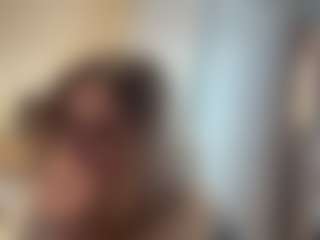 Live cam show with RamonitaMerle - Moaning on Camsoda