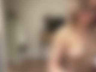 Live cam show with RamonitaMerle - Moaning on Gym Cam Girls