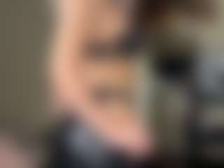 Live cam show with ThaliaVaros - Skinny on livesexfox.com