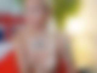 Live cam show with DonnaDubai - Smoking on CSO-WL
