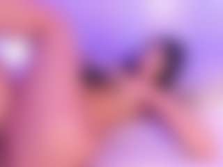 Live cam show with Kimberly-Montiel - Average on Camsoda