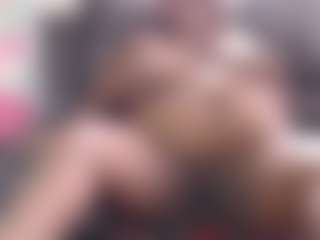 Live cam show with MATUREBUSSTY - Nipple Piercings on SpankPalCams