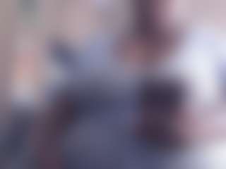 Live cam show with MATUREBUSSTY - New Brown Eyes on StripNow