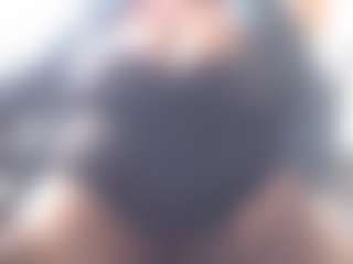 MATUREBUSSTY's Live Sex Cam Show