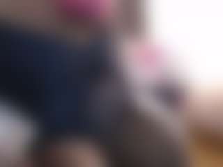 MATUREBUSSTY's Live Sex Cam Show
