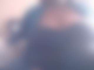 Live cam show with MATUREBUSSTY - Nipple Piercings on Dolls Live