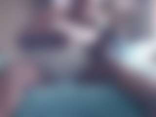 Live cam show with MATUREBUSSTY - Nipple Piercings on liverealitysex.com