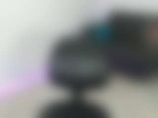 reislin69's Live Sex Cam Show