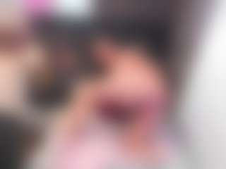 Live cam show with Abby-Smith1 - Tittyfuck on Hubzter Live