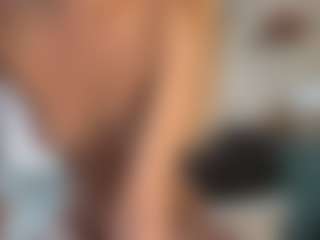 AlethaBretthauer's Live Sex Cam Show