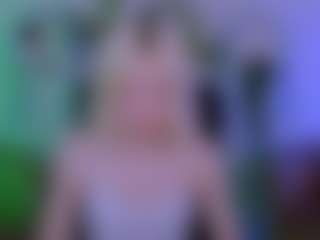 Live cam show with amanda-bliss - New Blowjob on CamClone