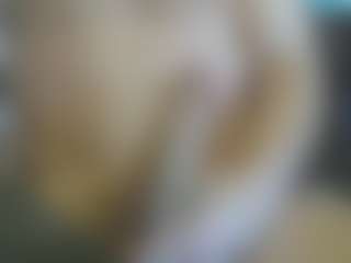 Cam Show en direct de Cute Muscled Anaconda