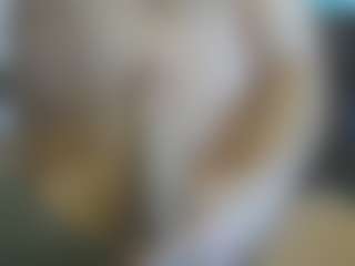 Live cam show with Cute Muscled Anaconda - Blonde Hair on StripNow