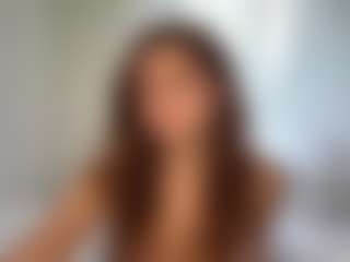Bella's Live Sex Cam Show