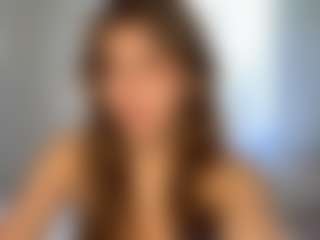 Live cam show with Bella - Green Eyes on Camsoda