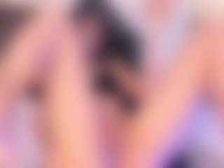 Live cam show with IVYROSSE7 - Petite on Camiplay Live