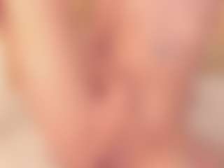 Live cam show with IVYROSSE7 - Yoga on Milfs Live