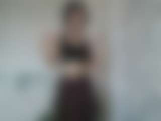 Live cam show with Sofie - Asian Squirt on madthumbs
