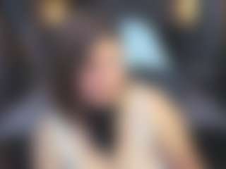 Live cam show with KittyLiikk - Moaning on Soda Cam