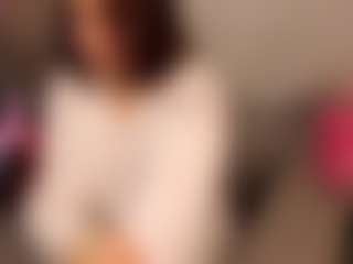 Live cam show with KittyLiikk - Asshole on CamClone