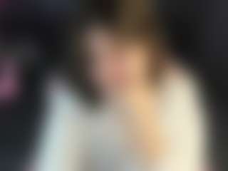 Live cam show with KittyLiikk - Normal on CamClone