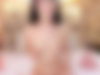 Live cam show with Payton-Oliver - Flashing on Mixed Magazine Live