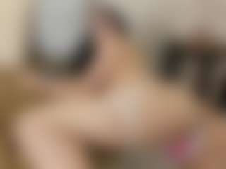 Live cam show with Payton-Oliver - Brown Hair on Big Tits