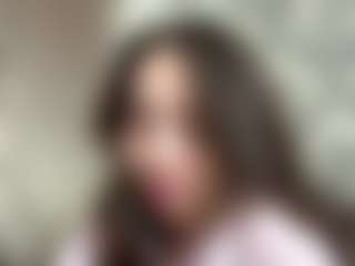 Live cam show with ShemekaIldefonso - College Mature on TeamSkeetLive